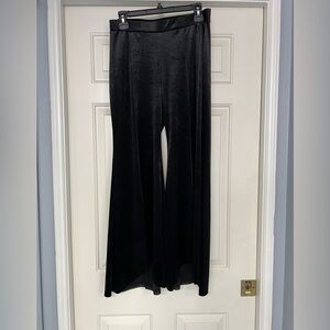 CeCe Velvet Wide Flare Leg Pull On Pants Witchy Whimsigoth Vampy